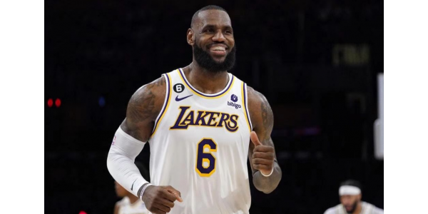 LeBron James na vrhu je ljestvice prodaje dresova