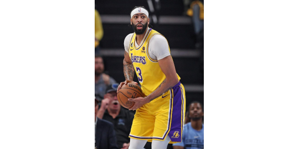 Warriorsi su pobijedili Lakerse 121-106 kod kuće, lovivši veliki rezultat do 2-3