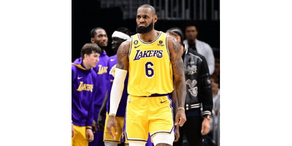 Lakersi razmišljaju o razmjeni Jamesa