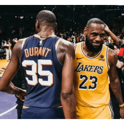 LeBron James, sa 41 godinom, i dalje dominira terenom