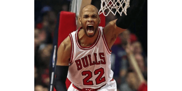 Završetak 17-godišnje NBA karijere: Taj Gibson vraća svoje iskustvo u Chicago Završetak 17-godišnje NBA karijere: Taj Gibson vraća svoje iskustvo u Chicago