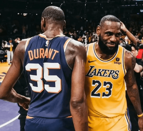 LeBron James, sa 41 godinom, i dalje dominira terenom
